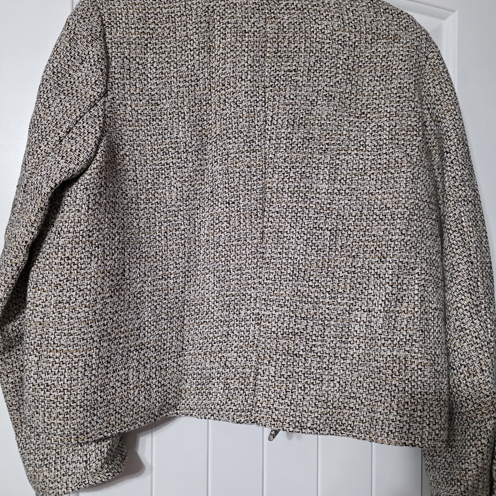 Women's Textured Gray Jacket - Picture 3 of 3